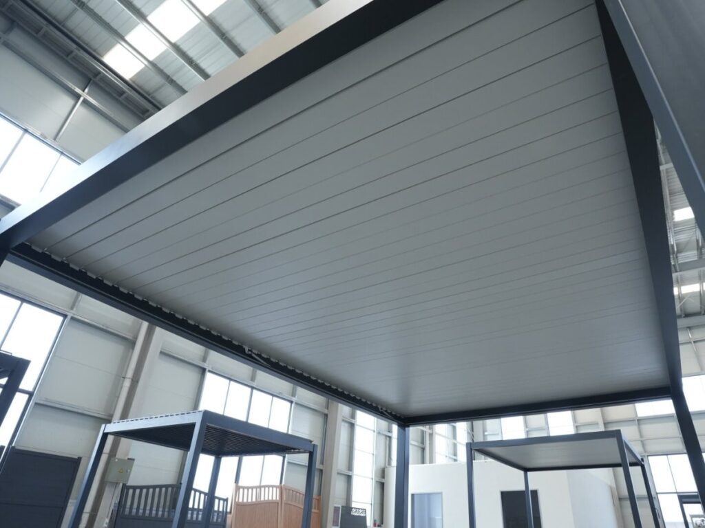 سقف متحرک آلومینیومی